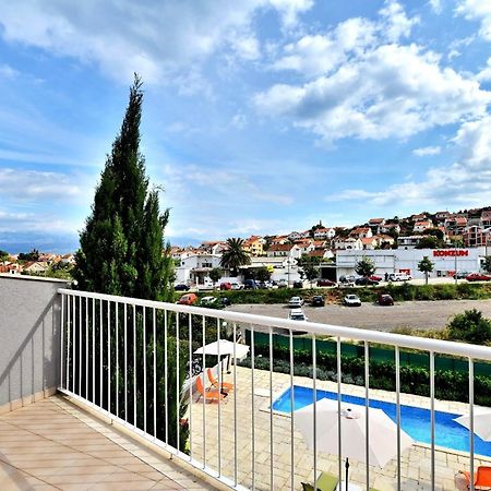 Bretia Apartments سوتيفان الغرفة الصورة