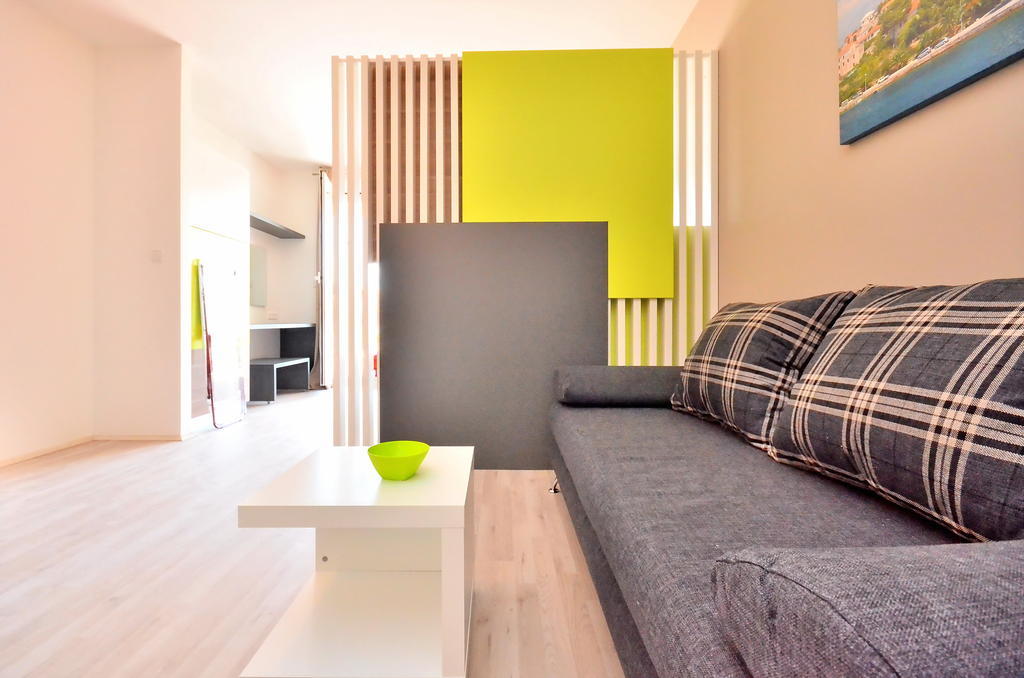 Bretia Apartments سوتيفان الغرفة الصورة