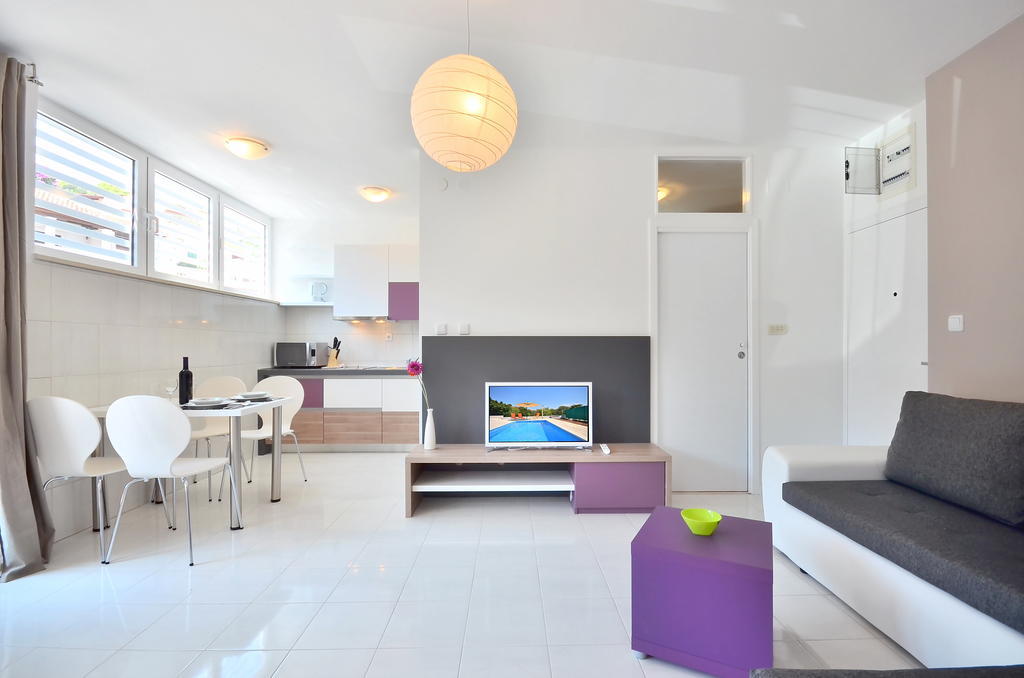 Bretia Apartments سوتيفان الغرفة الصورة