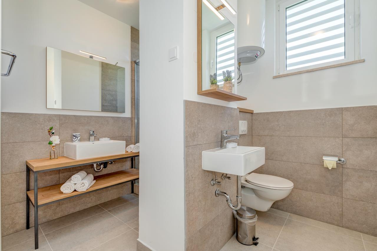 Bretia Apartments سوتيفان المظهر الخارجي الصورة
