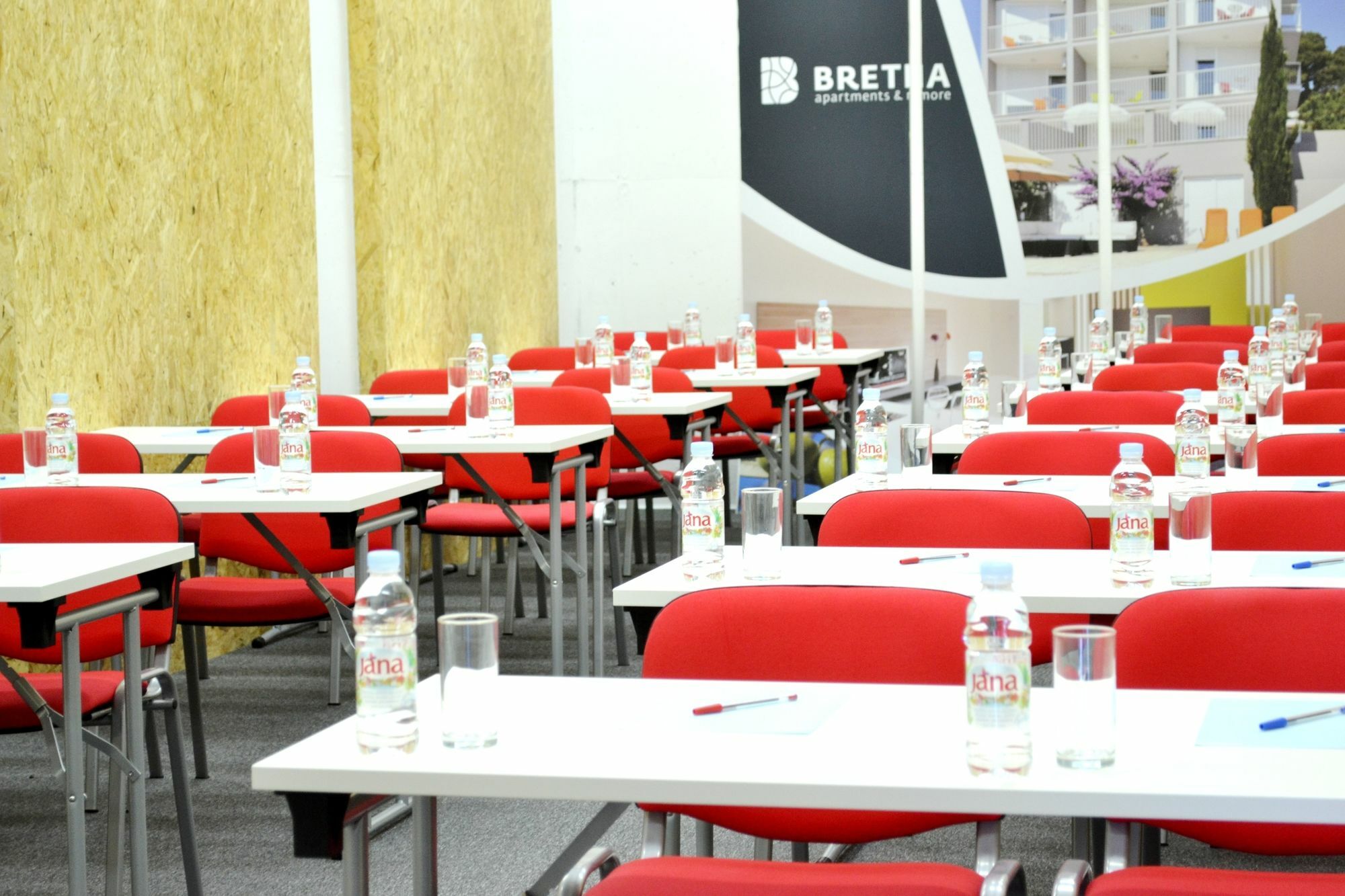 Bretia Apartments سوتيفان المظهر الخارجي الصورة