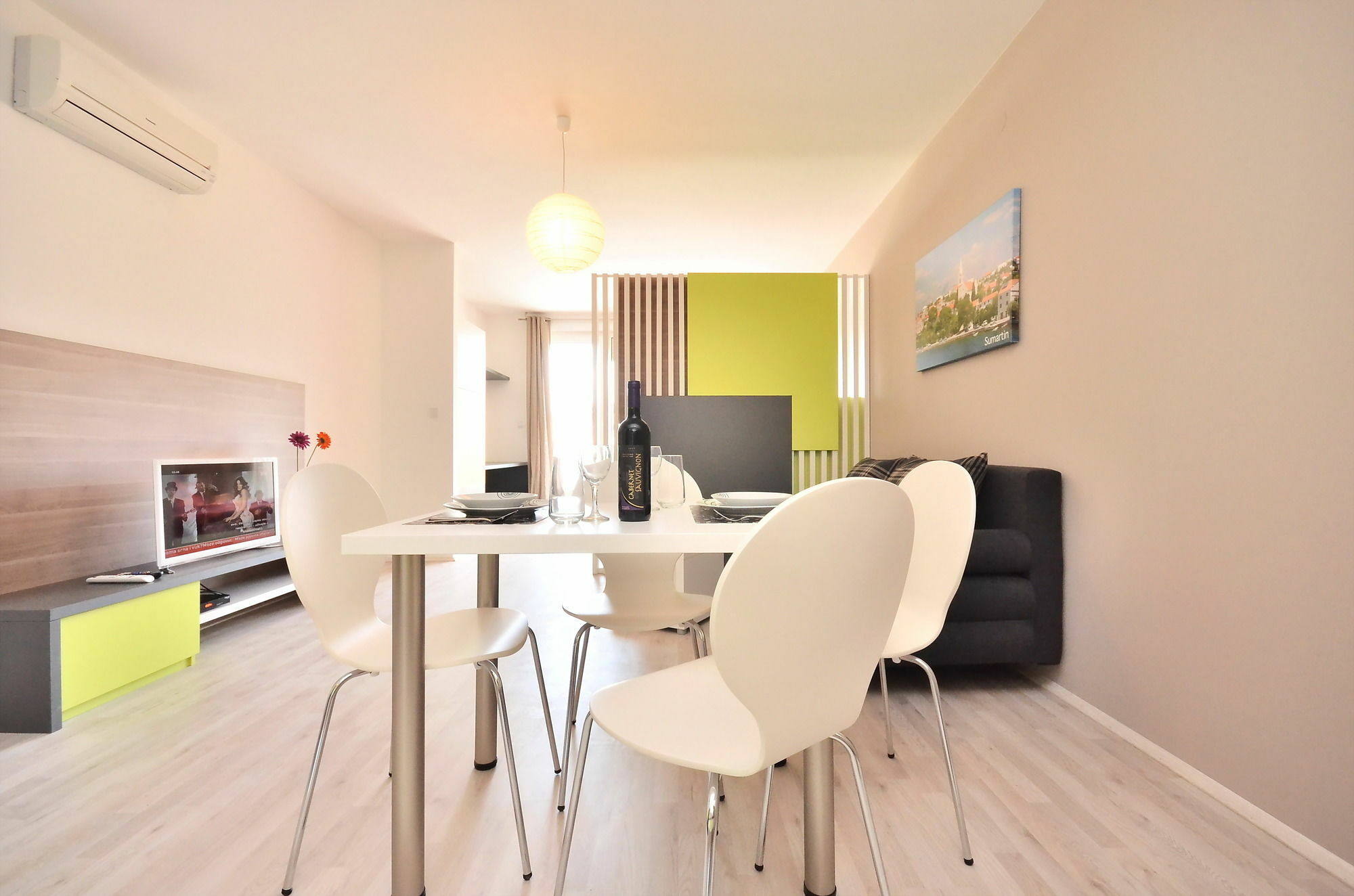 Bretia Apartments سوتيفان المظهر الخارجي الصورة
