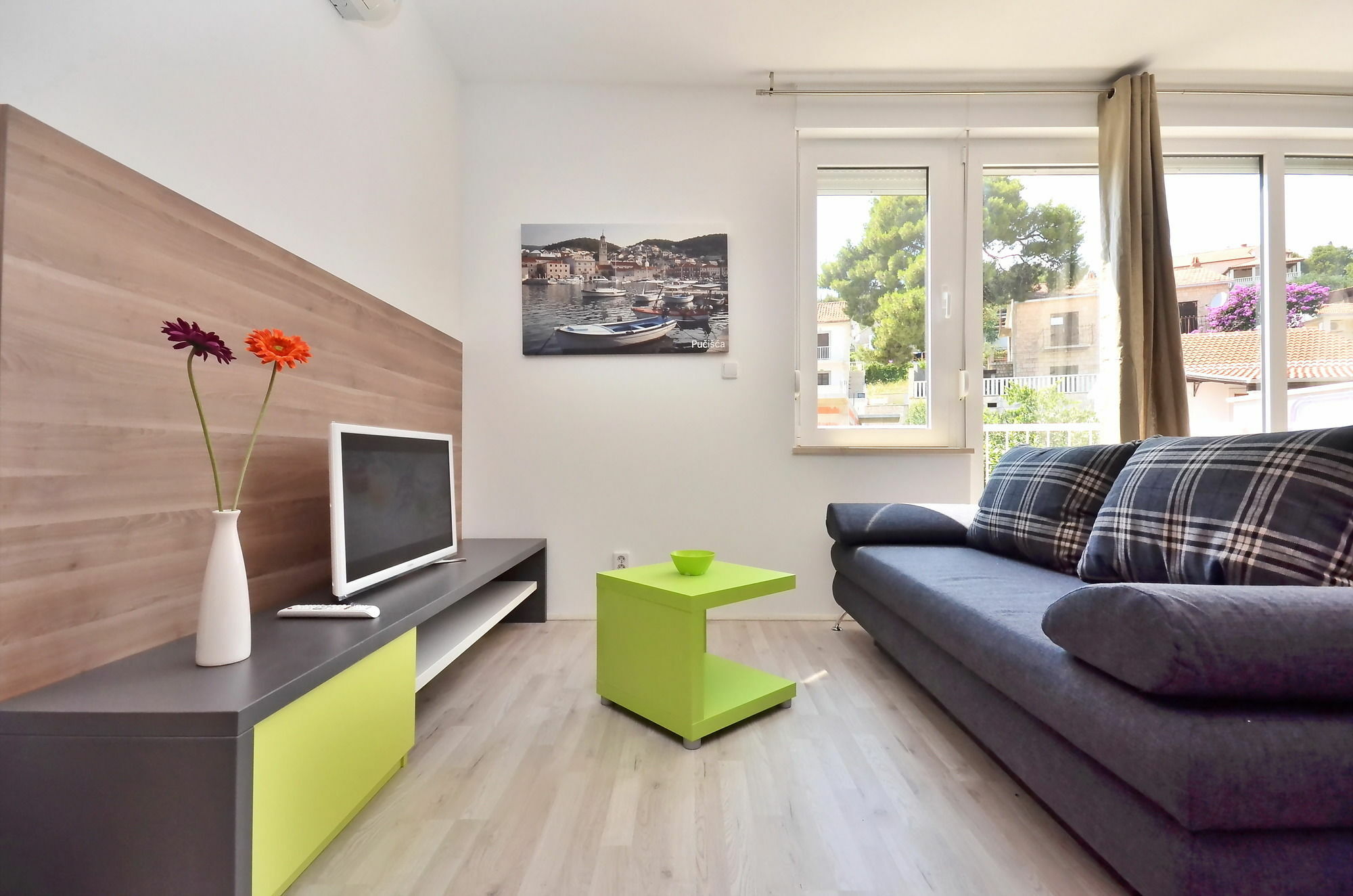 Bretia Apartments سوتيفان المظهر الخارجي الصورة